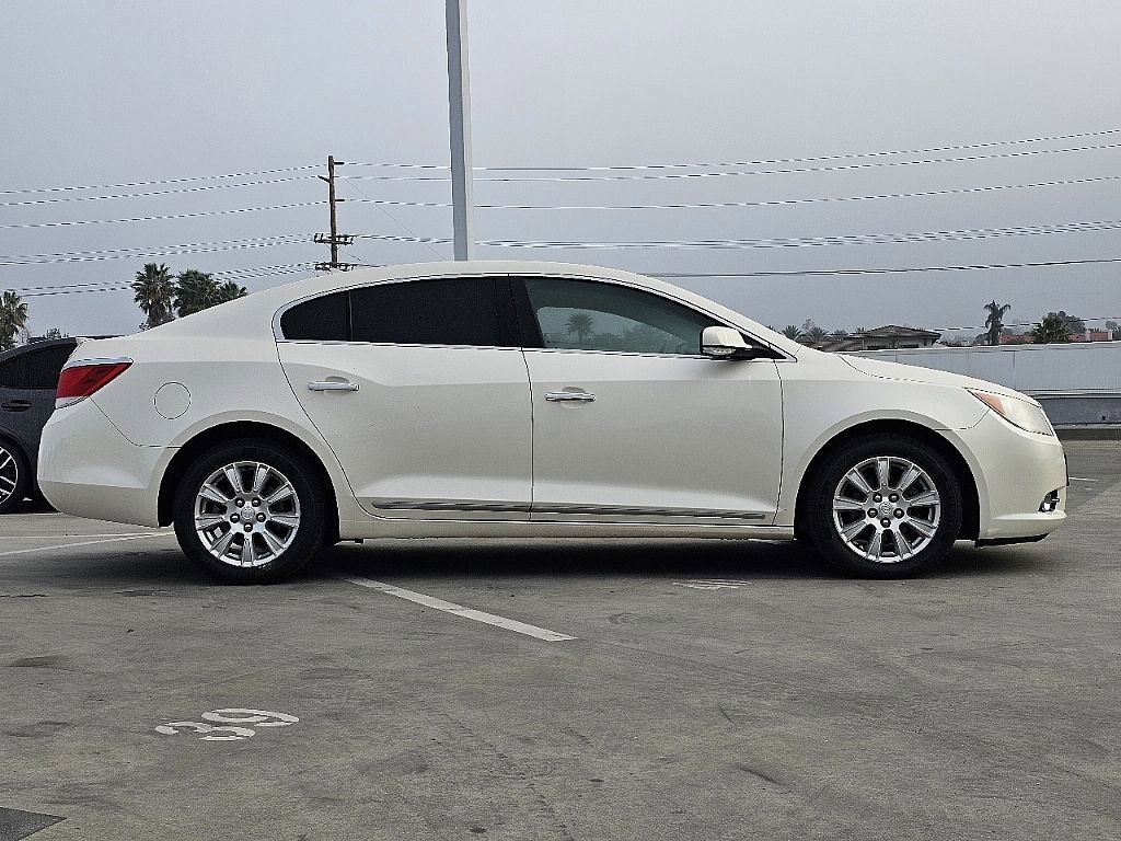 Used 2013 Buick LaCrosse Leather w/ Entertainment Package image 9