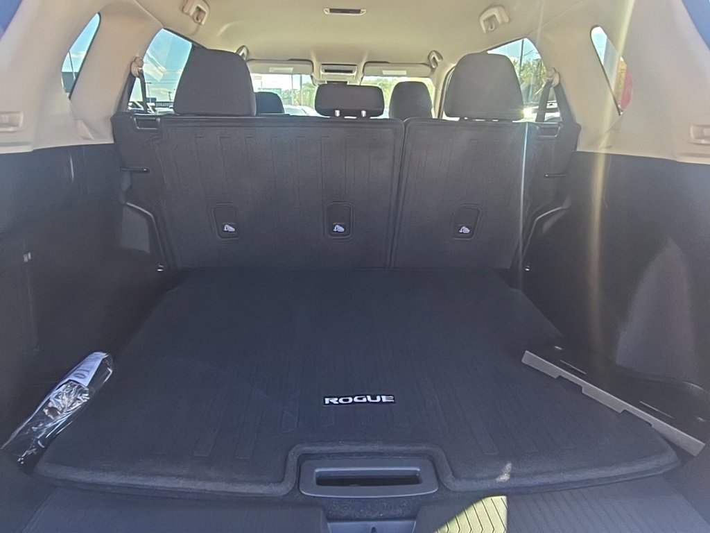 New 2026 Nissan Rogue SV image 34