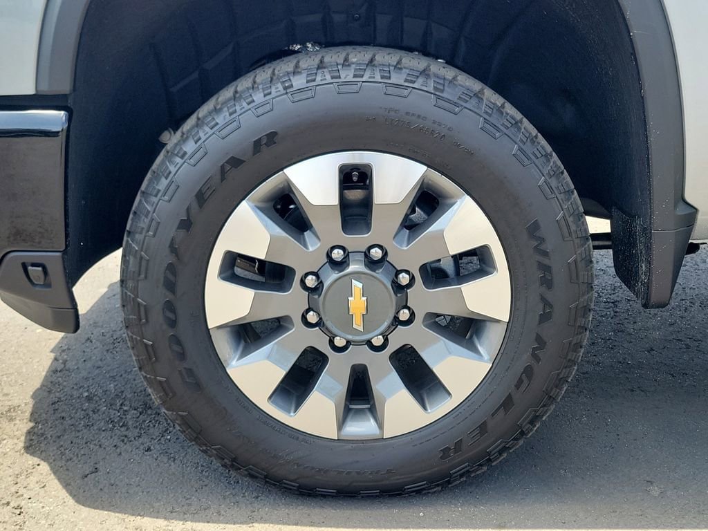 New 2026 Chevrolet Silverado 2500 Custom w/ Custom Value Package AWD/4WD image 28
