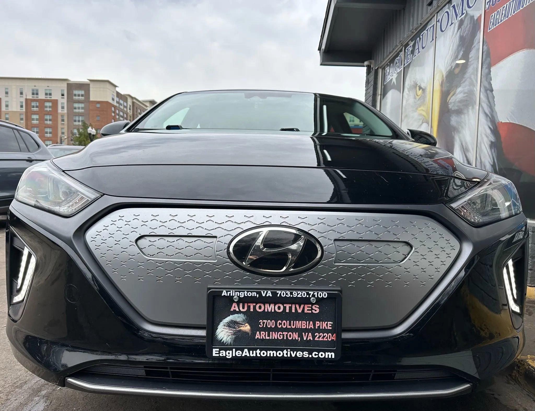 Used 2020 Hyundai Ioniq SE image 8