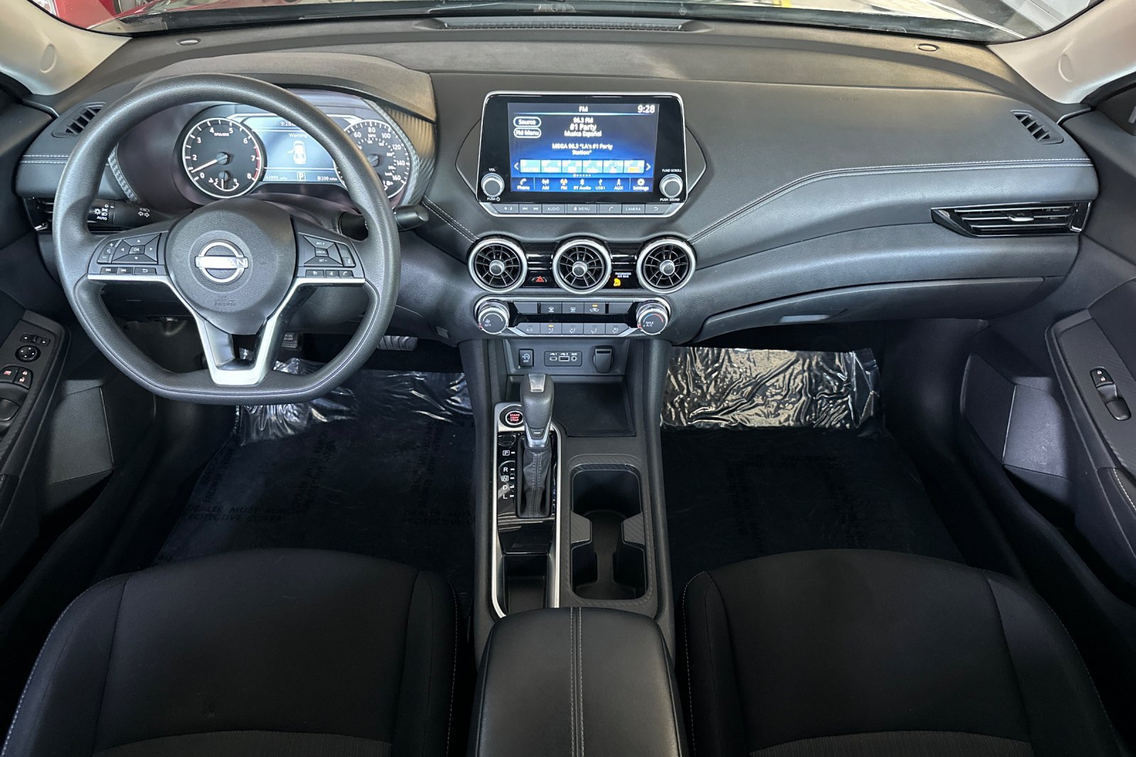 Used 2024 Nissan Sentra SV FWD image 14