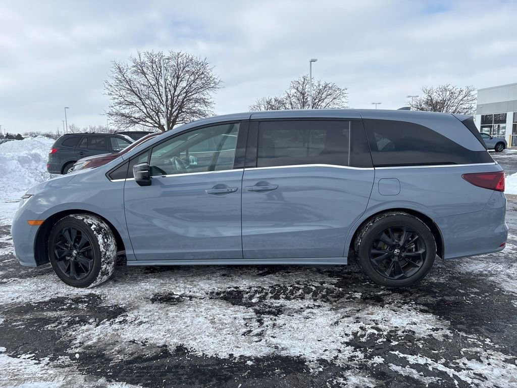 Used 2024 Honda Odyssey Sport image 8