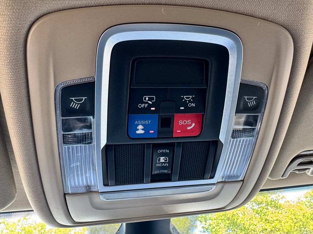 Used 2022 RAM 2500 Laramie AWD/4WD image 26