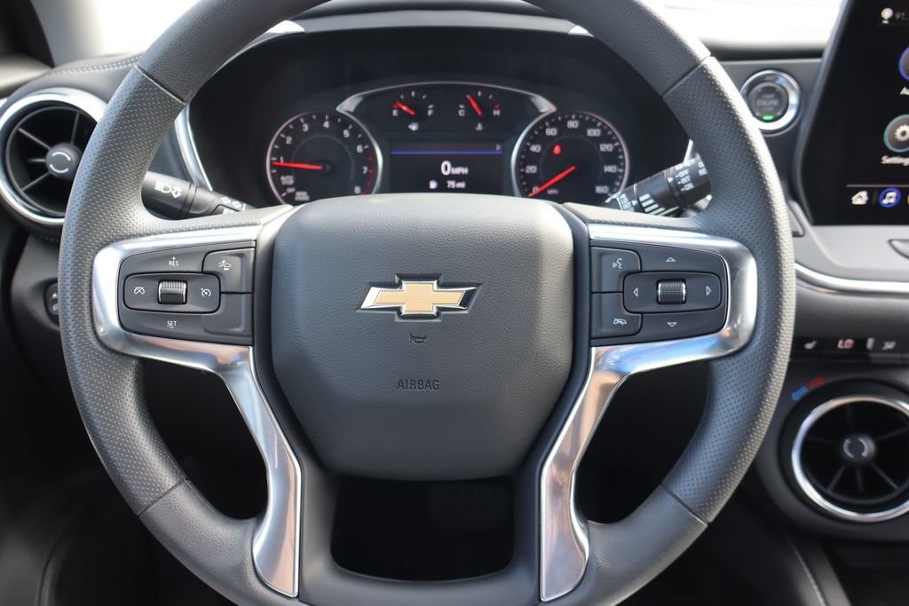 New 2026 Chevrolet Blazer LT w/ Convenience Package FWD image 7