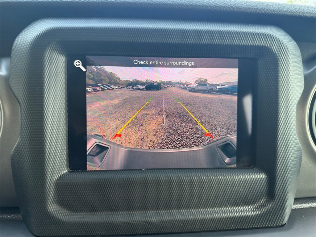 Used 2022 Jeep Gladiator Sport image 31