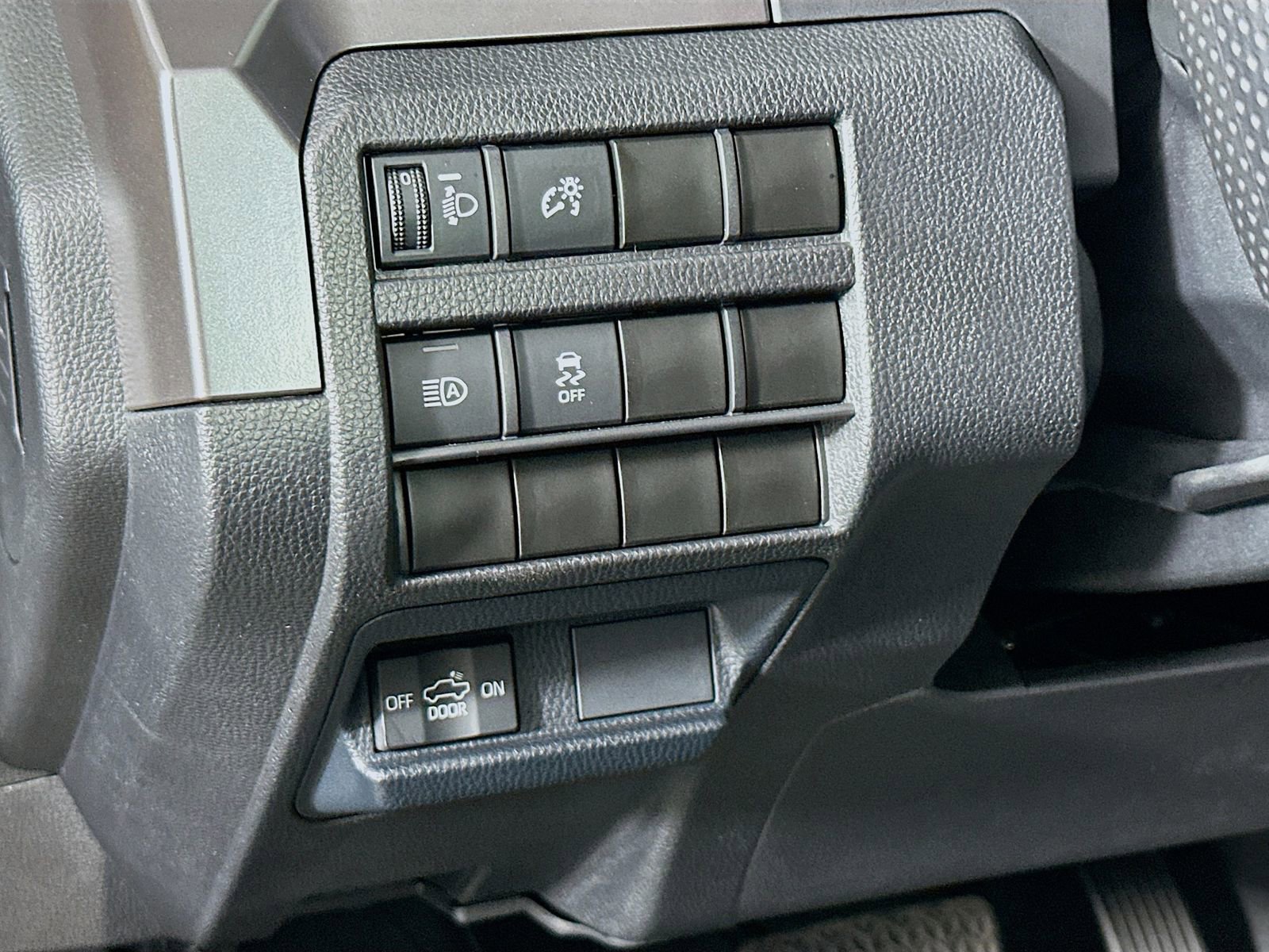 Certified 2025 Toyota Tacoma SR5 RWD image 10