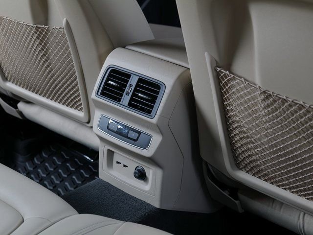 Used 2023 Audi Q5 Premium AWD/4WD image 22