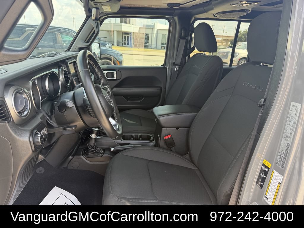 Used 2022 Jeep Wrangler Unlimited Sahara AWD/4WD image 27