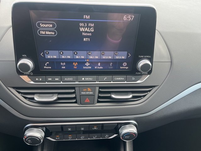 Used 2025 Nissan Altima 2.5 S image 33