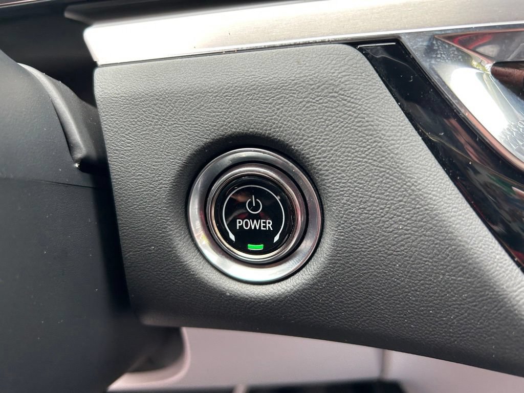 Used 2025 Cadillac Lyriq Sport AWD/4WD image 29