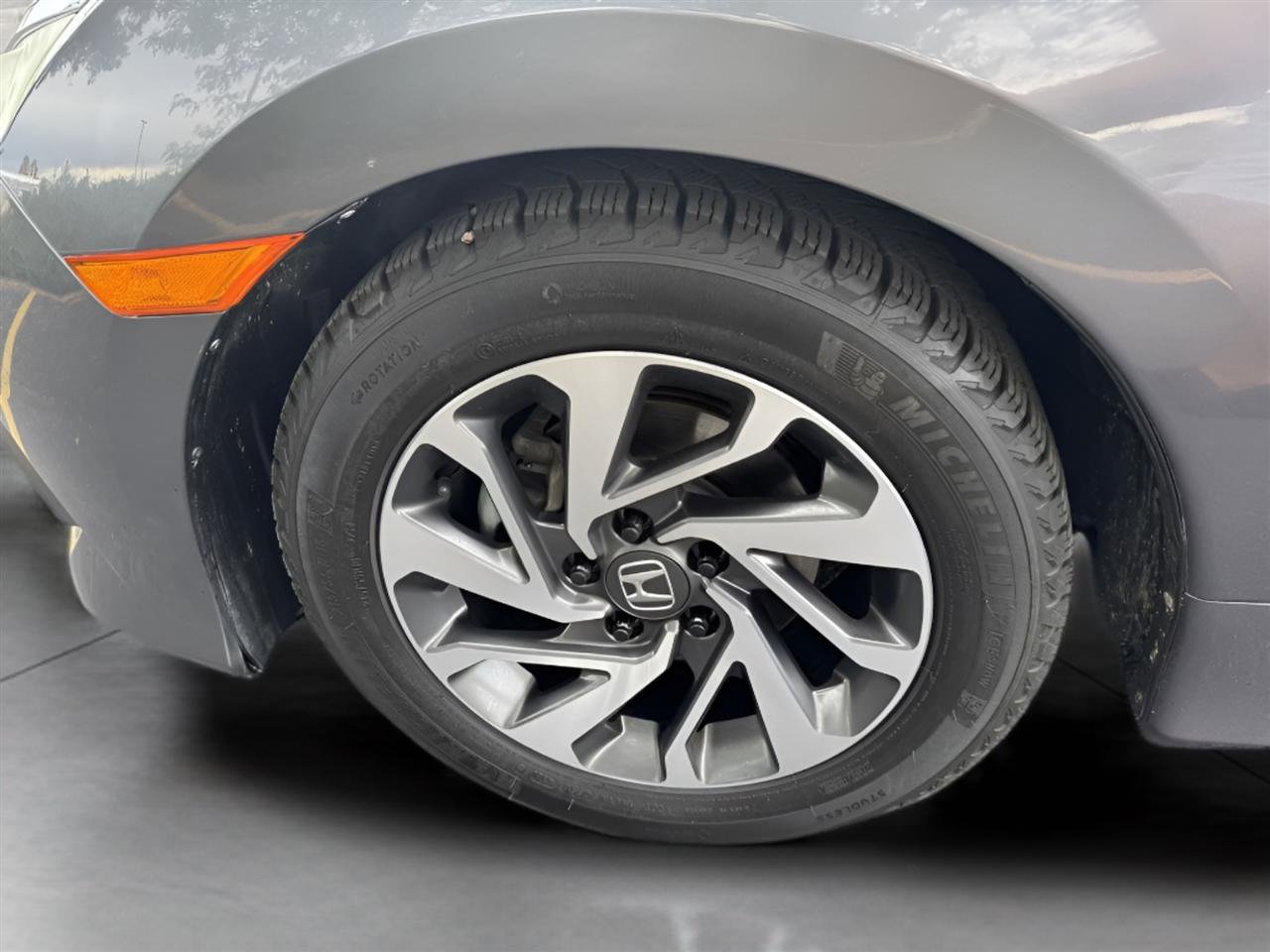 Used 2016 Honda Civic EX image 29