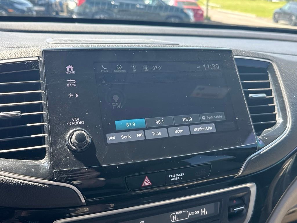 Used 2022 Honda Pilot Touring image 18