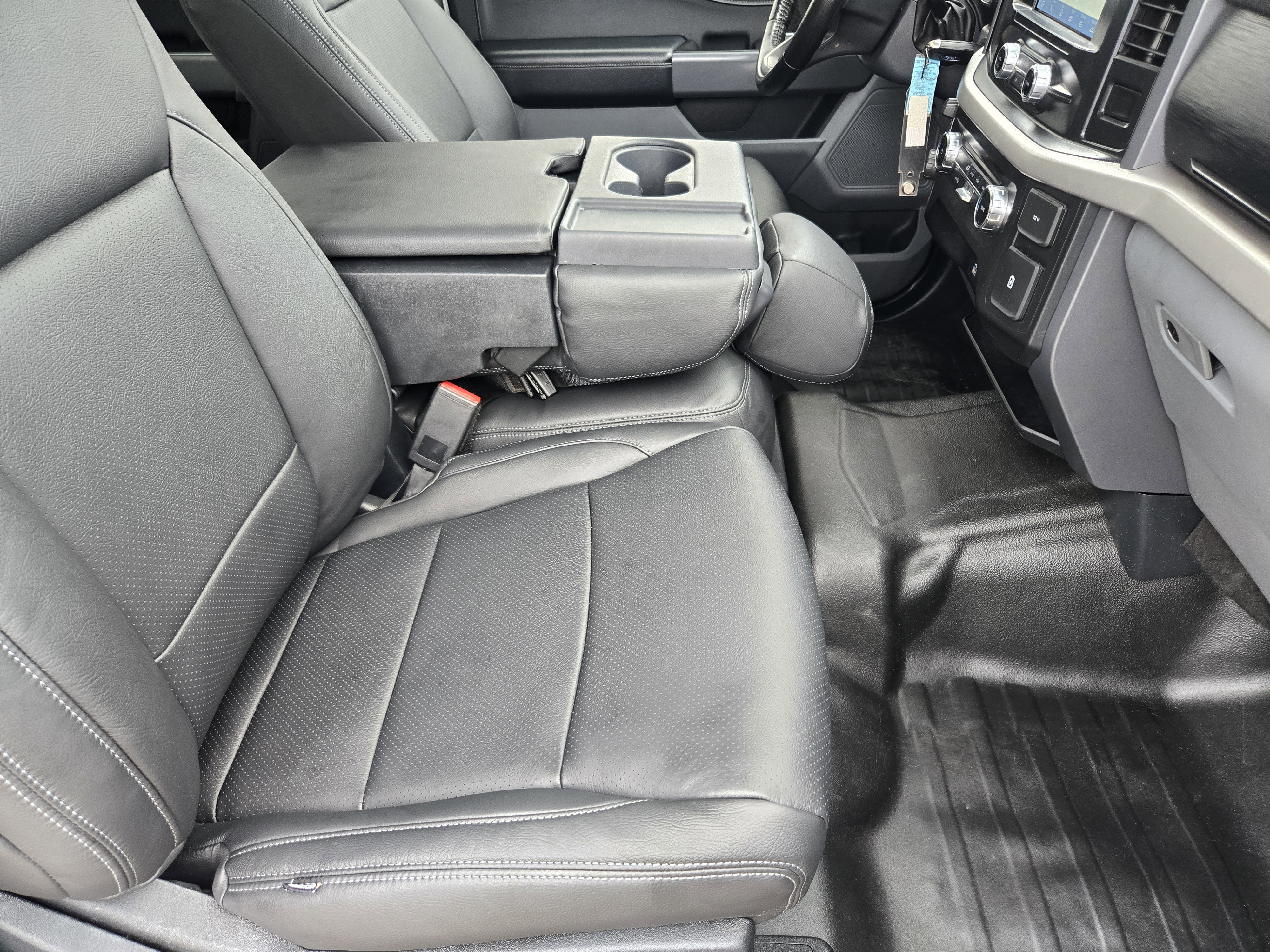 Certified 2022 Ford F150 XLT w/ Equipment Group 301A Mid image 10