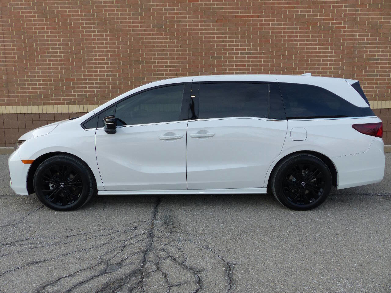 Used 2026 Honda Odyssey Sport-L image 6