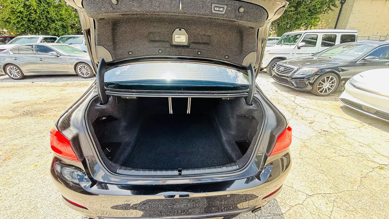 Used 2017 BMW 530i RWD image 19