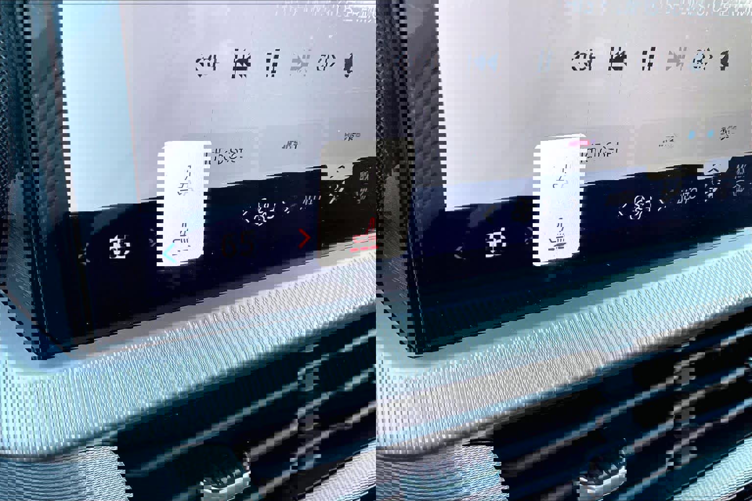 New 2026 Ford Explorer Active image 18