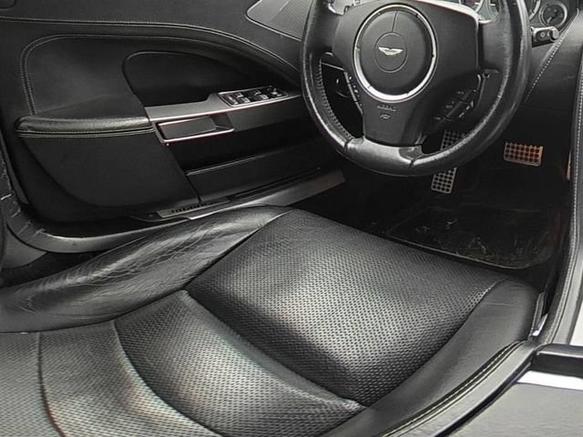 Used 2011 Aston Martin Rapide RWD image 25