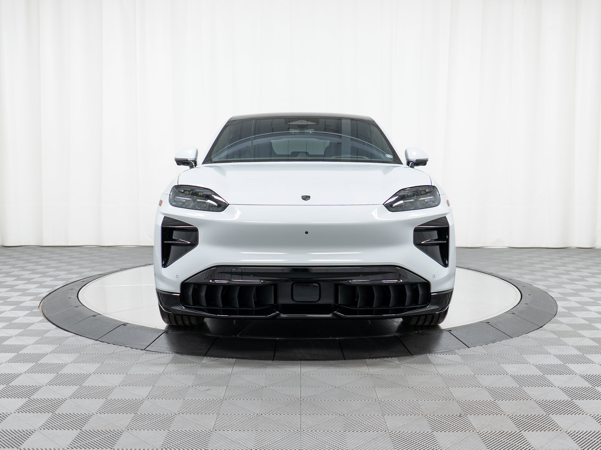 New 2026 Porsche Cayenne Turbo AWD/4WD image 10