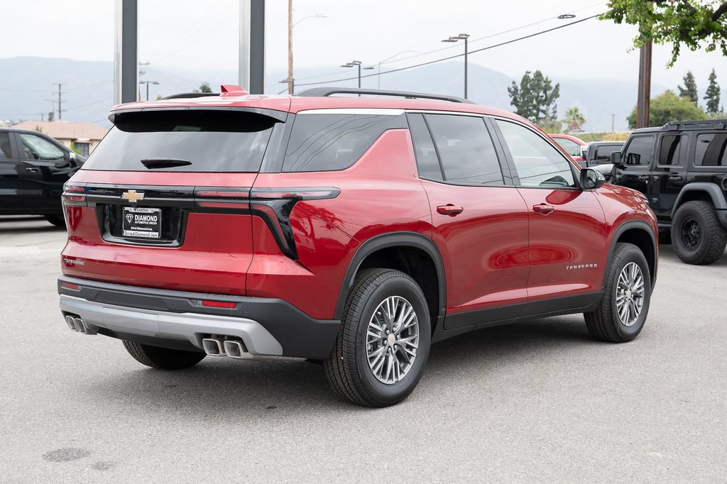 New 2026 Chevrolet Traverse LT FWD image 4