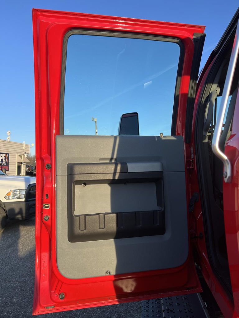 Used 2021 Ford F650 2WD Crew Cab Super Duty image 34