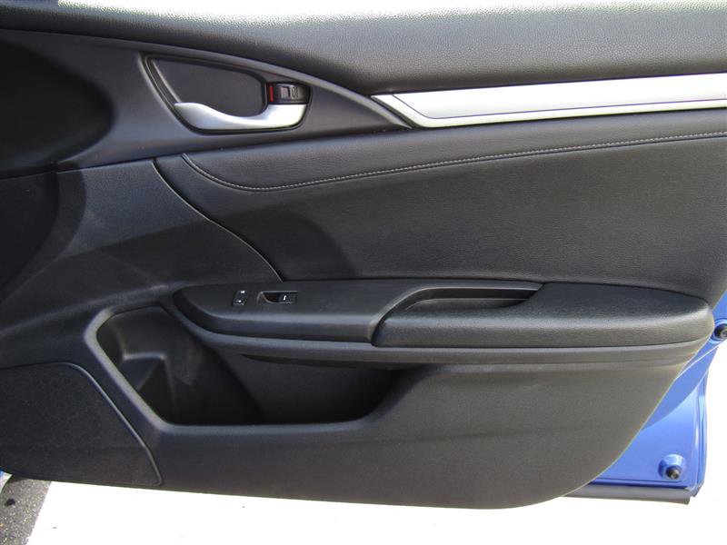 Used 2018 Honda Civic Touring image 34
