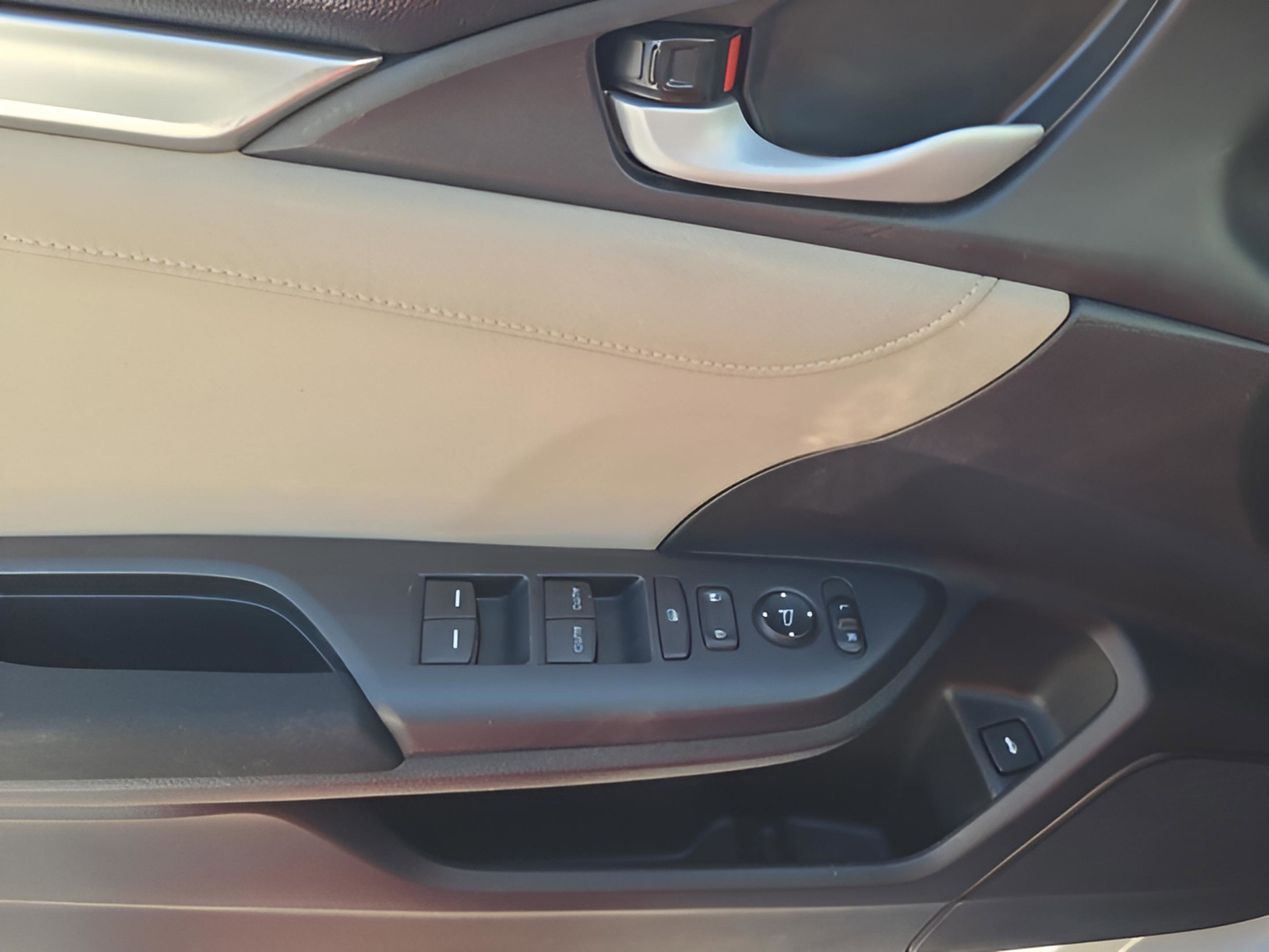 Used 2018 Honda Civic EX-T image 26