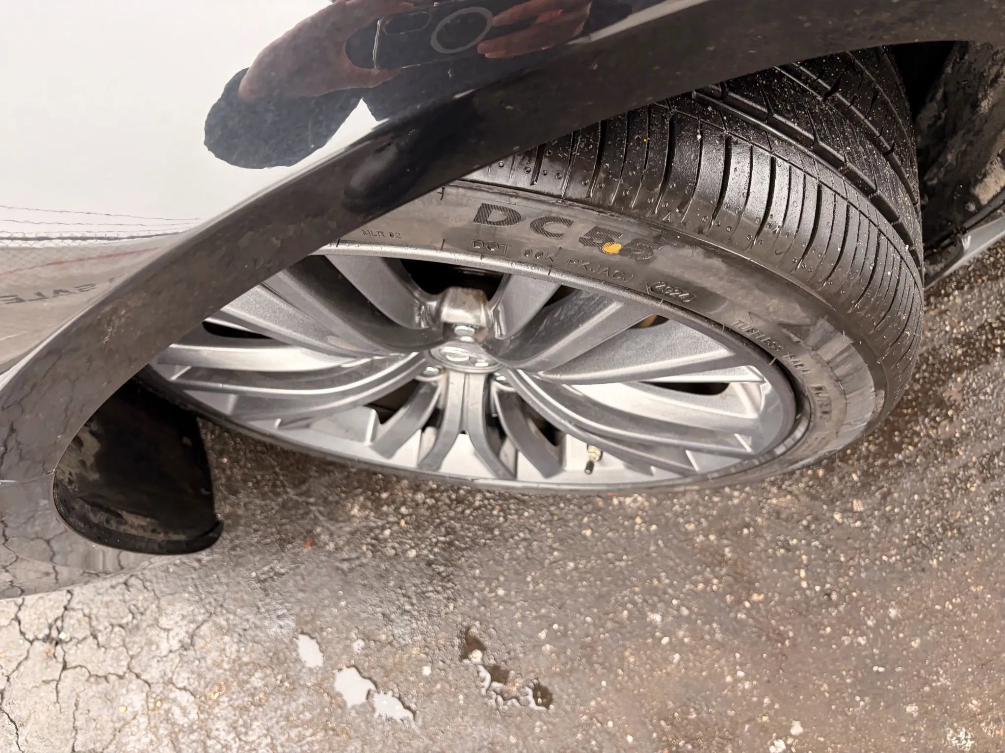 Used 2018 INFINITI Q60 3.0t Luxe w/ Sensory Package 3.0T Luxe image 95