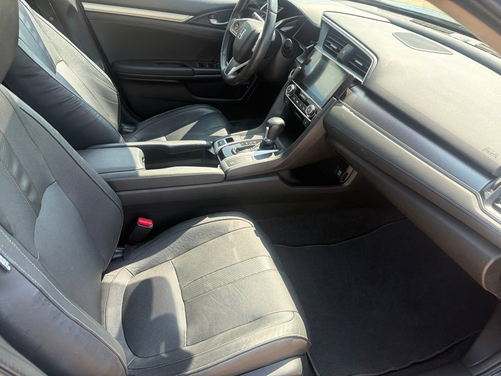 Used 2016 Honda Civic Touring image 31