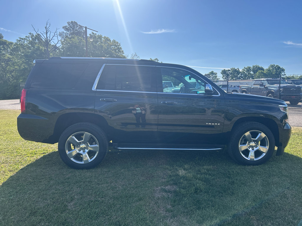 Used 2019 Chevrolet Tahoe Premier w/ Max Trailering Package image 8
