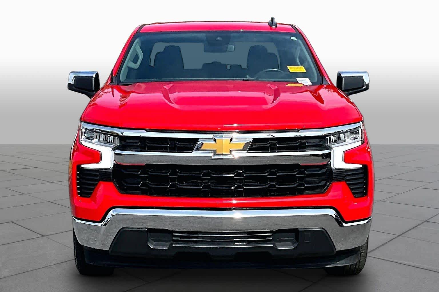 Used 2024 Chevrolet Silverado 1500 LT w/ Protection Package RWD image 4