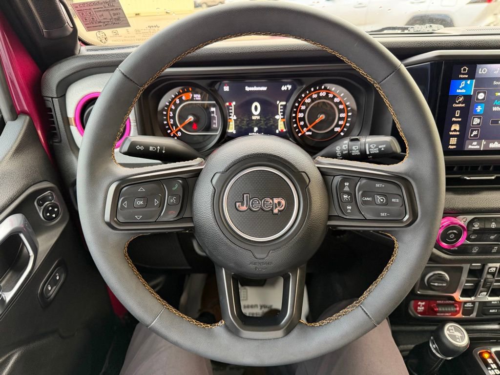 Used 2024 Jeep Wrangler Willys image 13