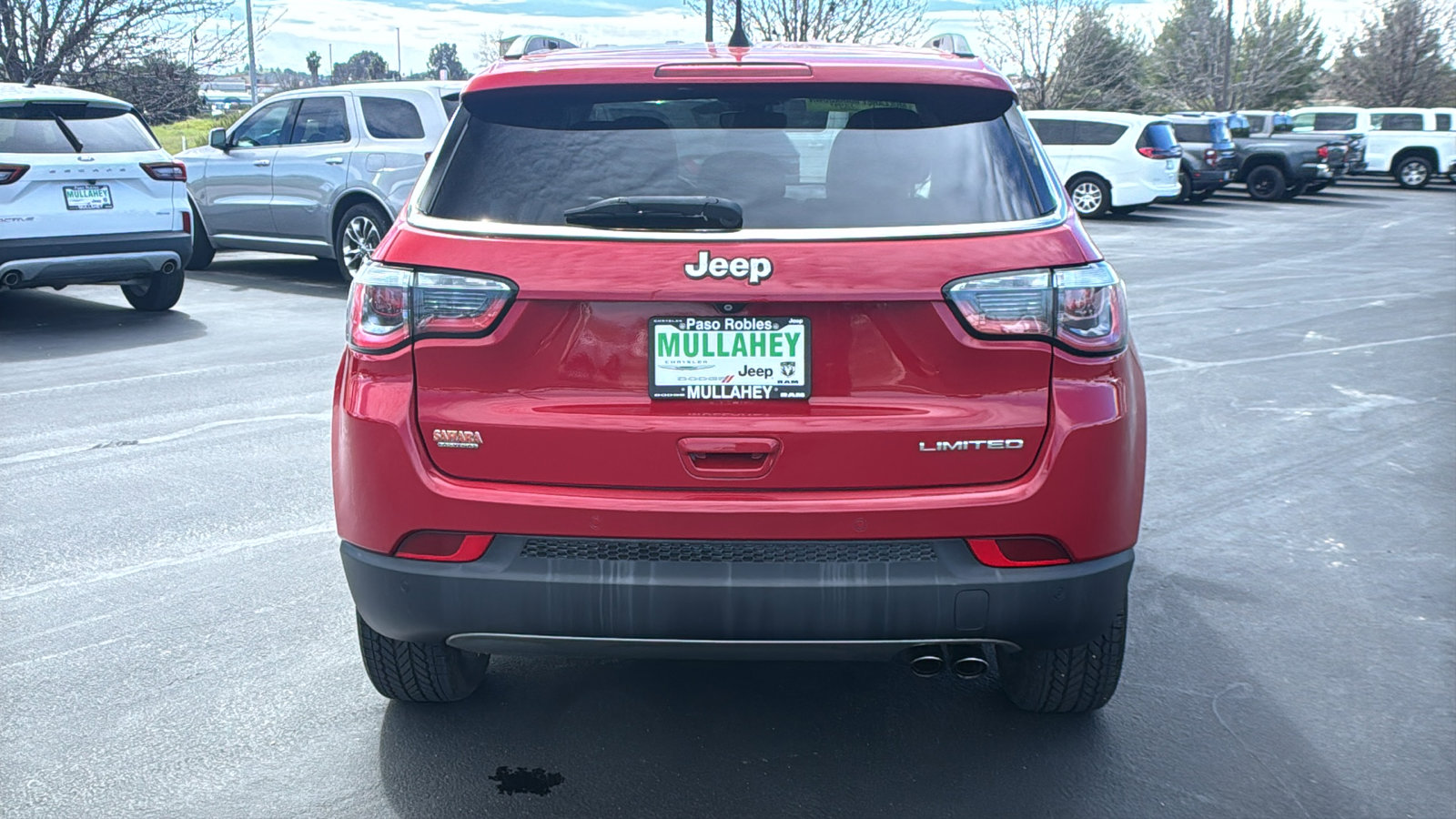 Used 2018 Jeep Compass Limited w/ Navigation Group FWD image 4