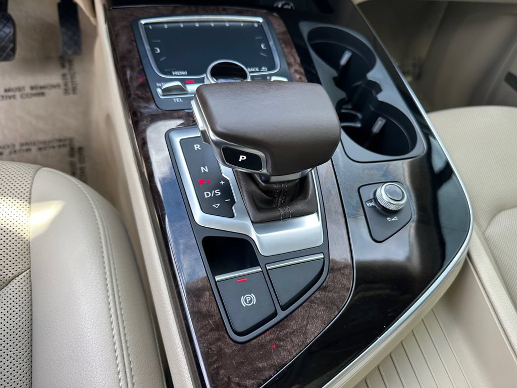 Used 2019 Audi Q7 3.0T Premium Plus w/ Premium Plus Package AWD/4WD image 23