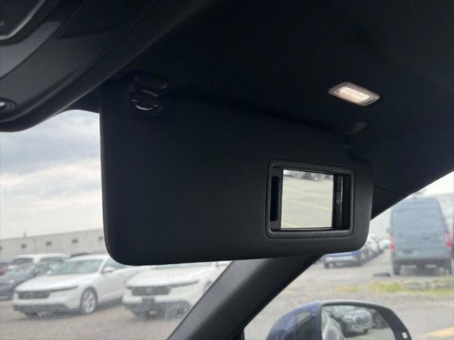 Used 2023 Audi Q5 2.0T Premium w/ Convenience Package AWD/4WD image 12