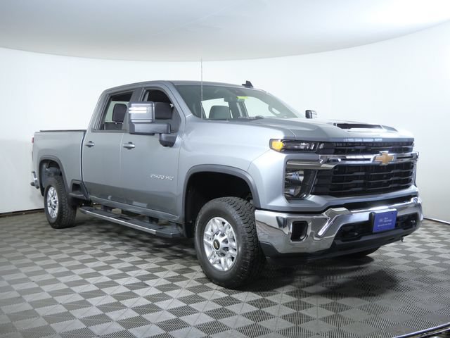 Used 2024 Chevrolet Silverado 2500 LT AWD/4WD image 1