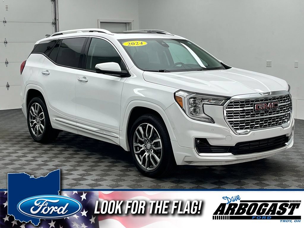 Used 2024 GMC Terrain Denali w/ Denali Premium Package AWD/4WD video 1