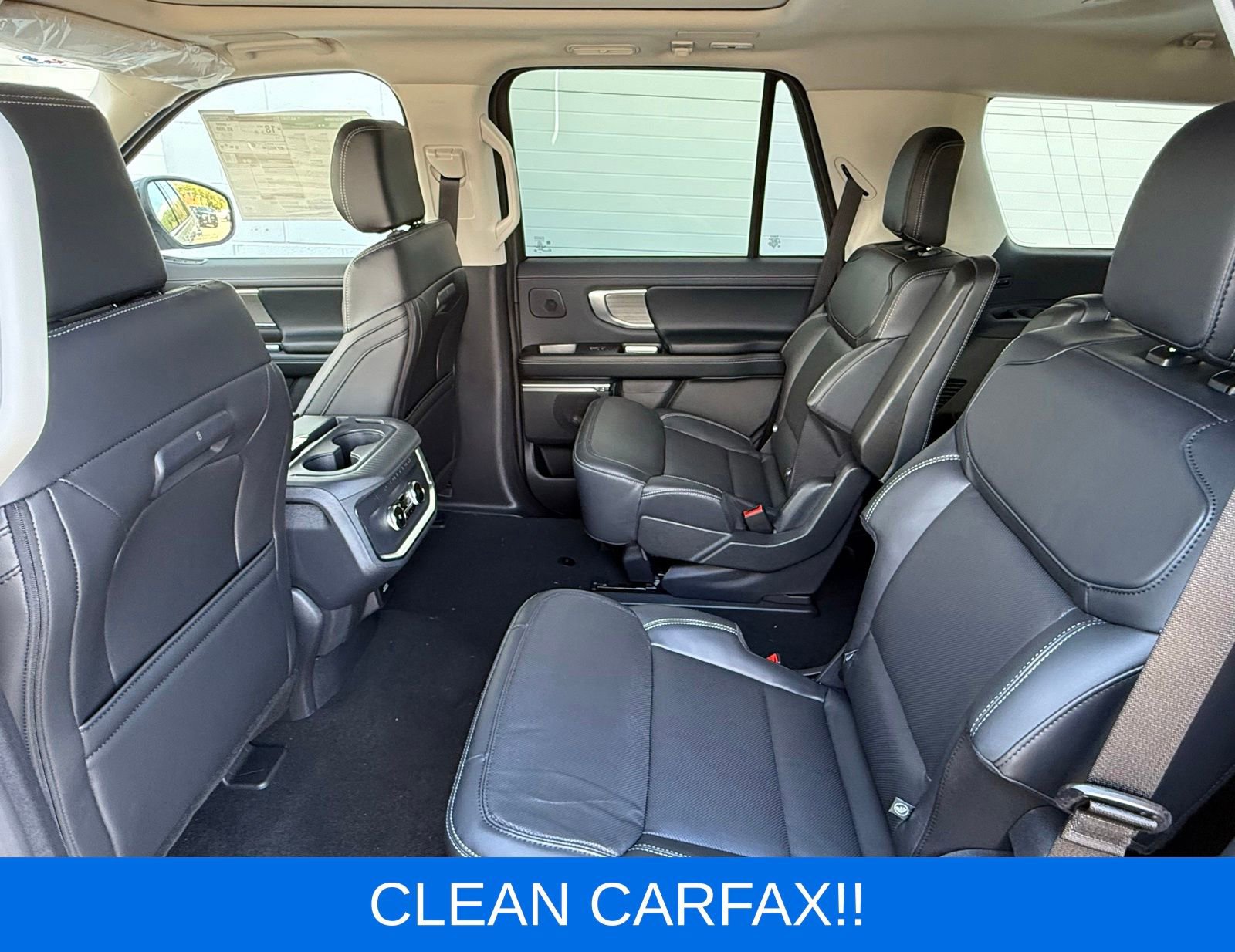 Used 2025 Ford Expedition Platinum AWD/4WD image 16