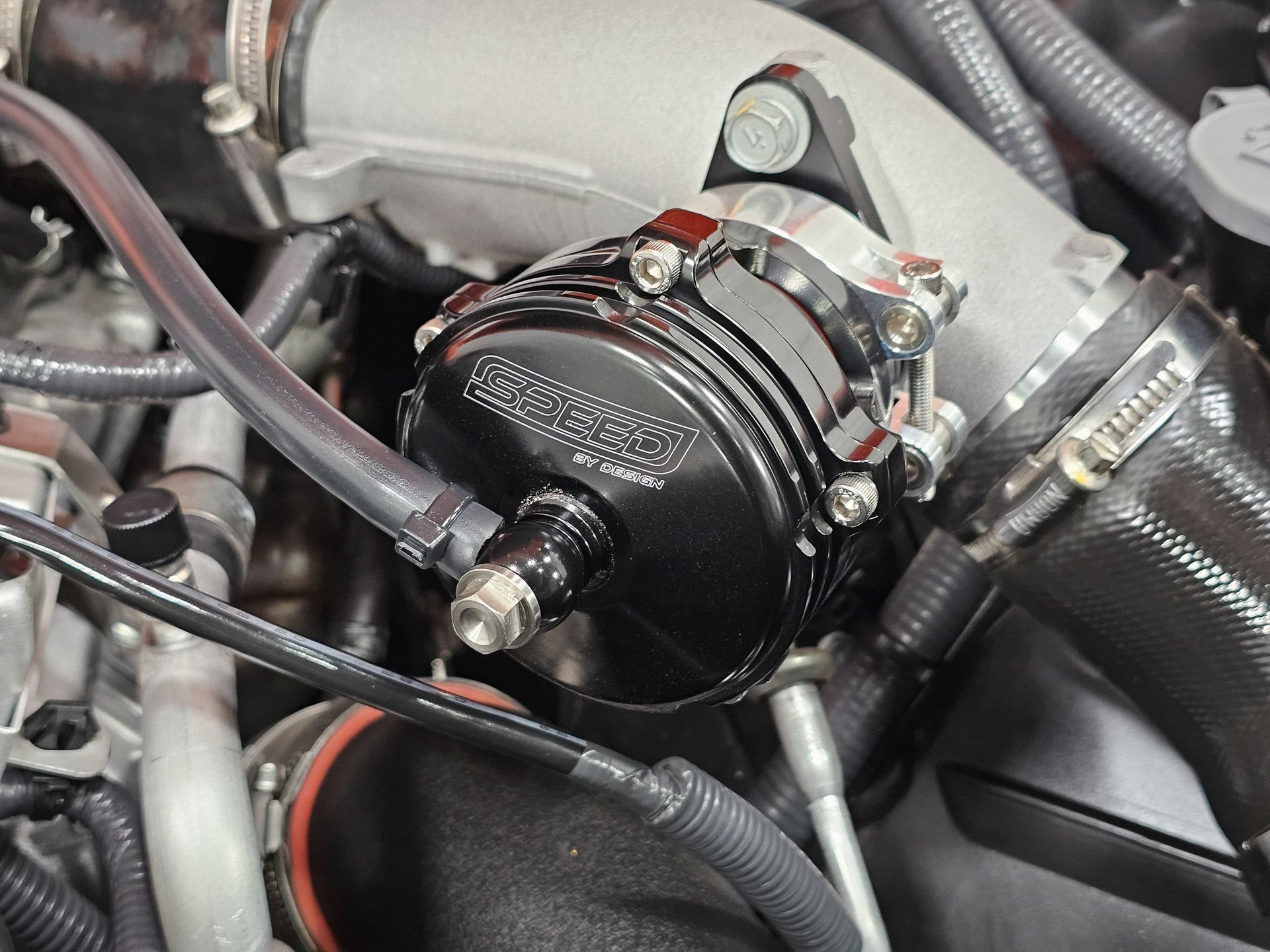 Used 2010 Nissan GT-R Premium AWD/4WD image 27