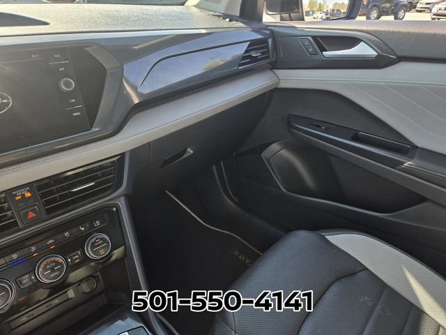 Used 2024 Volkswagen Taos SEL image 34