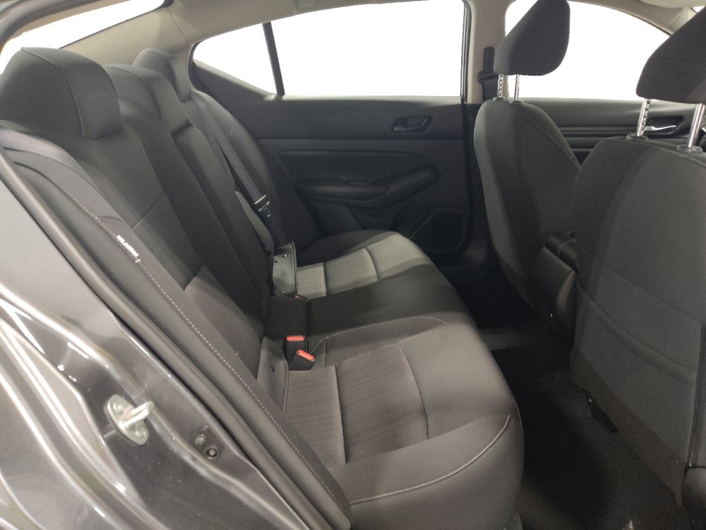 Used 2024 Nissan Altima 2.5 SV AWD/4WD image 19