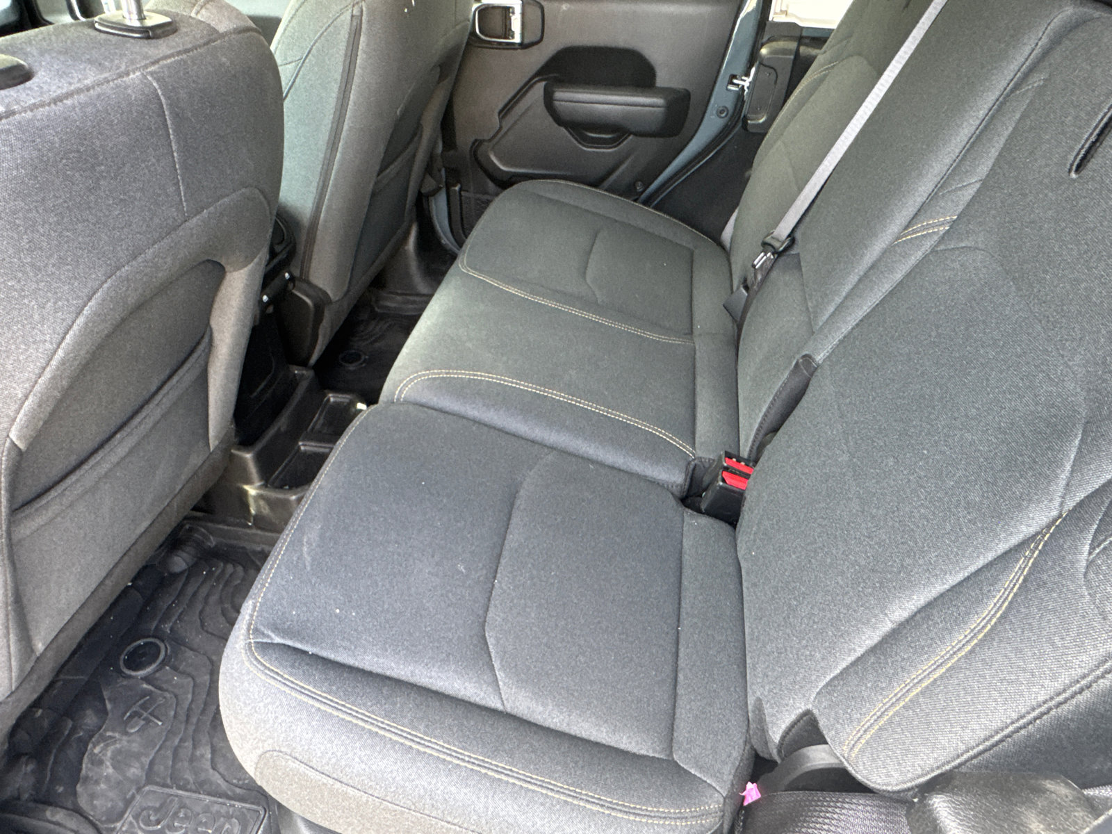 Used 2025 Jeep Wrangler Willys image 21