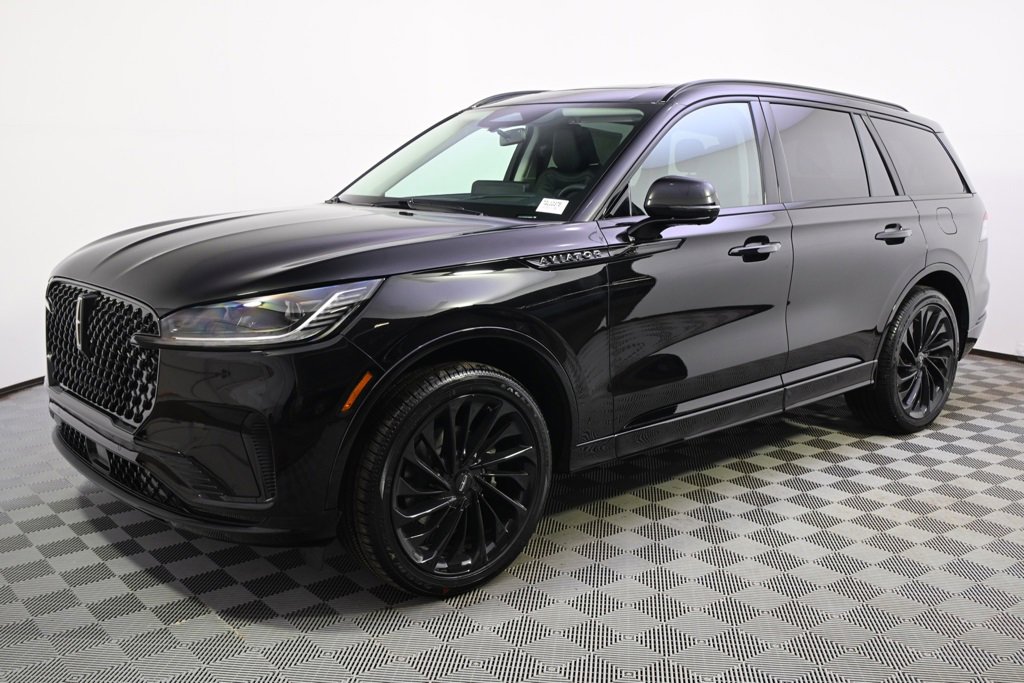 New 2026 Lincoln Aviator Reserve image 2
