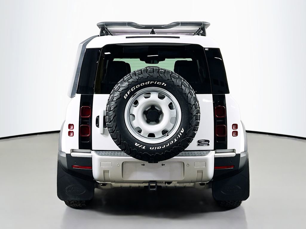 Used 2023 Land Rover Defender 110 S image 6