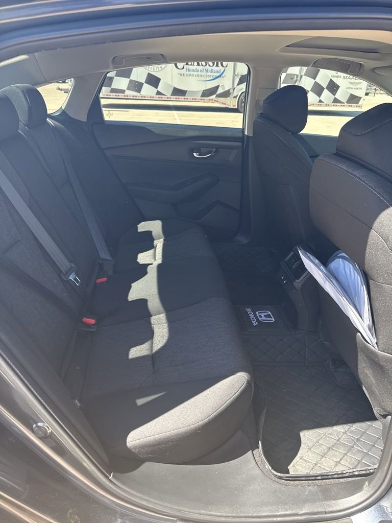 Used 2025 Honda Accord SE image 7