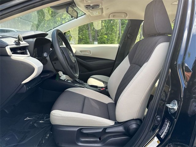 Used 2023 Toyota Corolla LE image 11