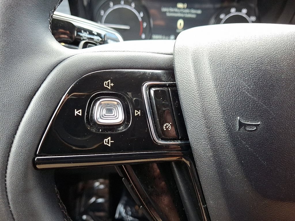 Used 2022 Lincoln Corsair AWD w/ Equipment Group 101A image 21