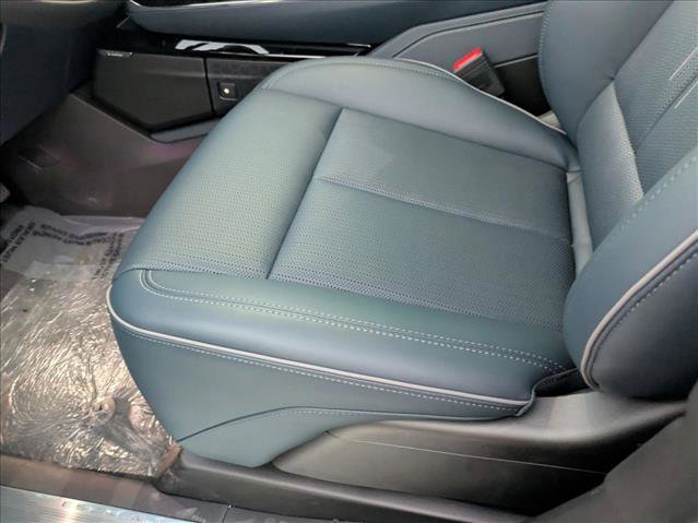 New 2026 Cadillac Escalade IQ Sport 2 w/ LPO, ONYX Package image 4