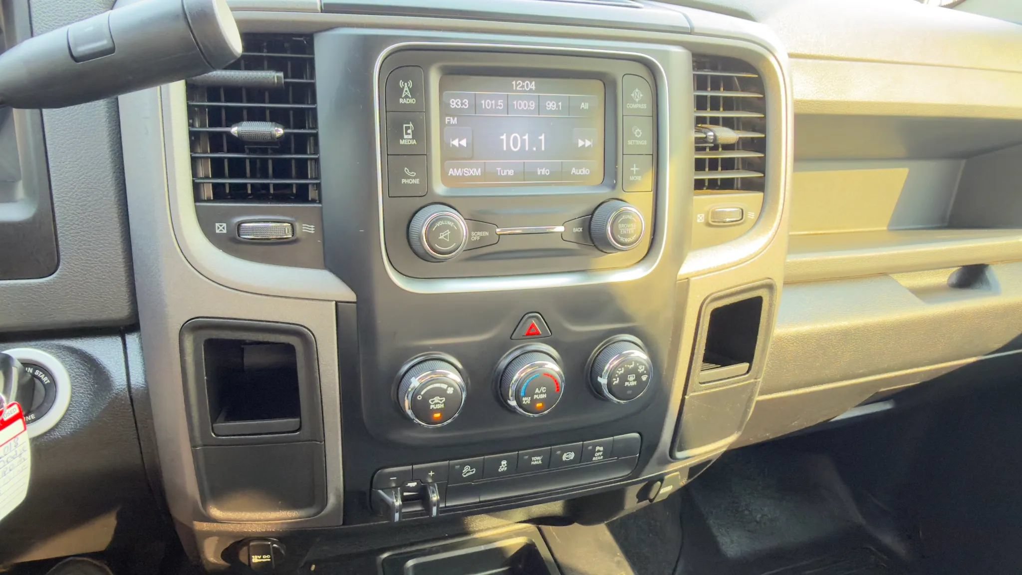 Used 2018 RAM 2500 Tradesman w/ Chrome Appearance Group AWD/4WD image 20