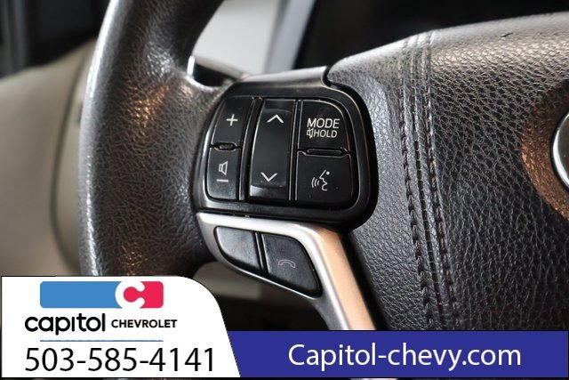 Used 2018 Toyota Sienna LE FWD image 18