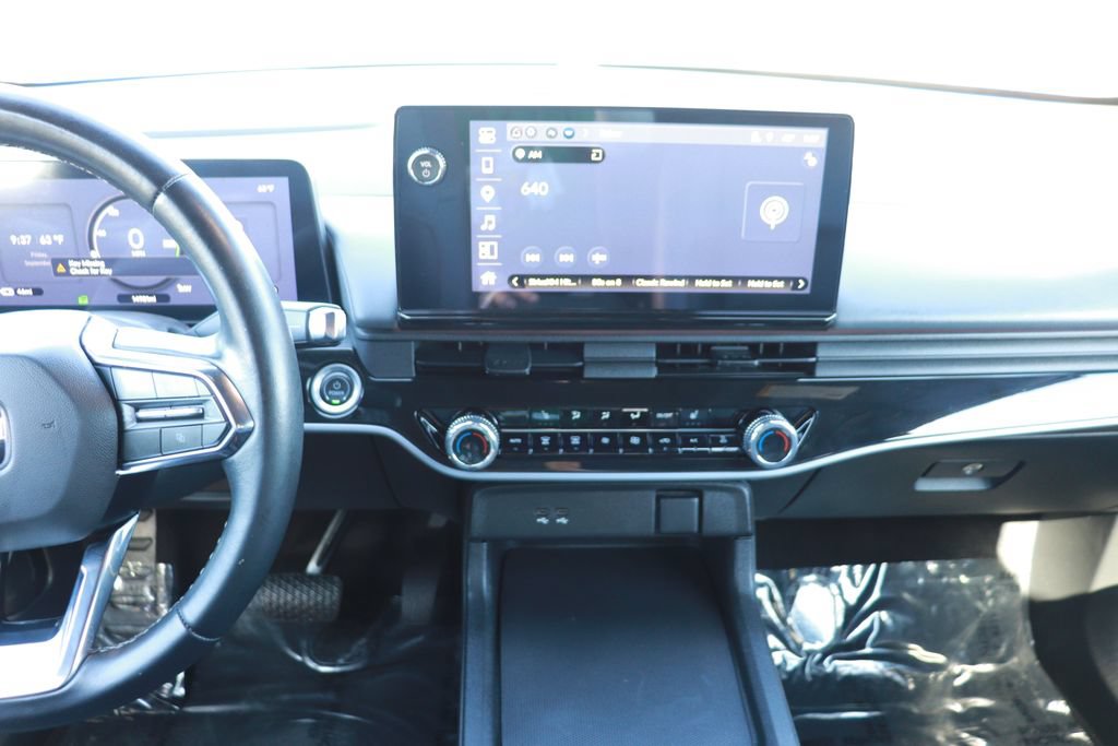 Certified 2024 Honda Prologue Touring image 16